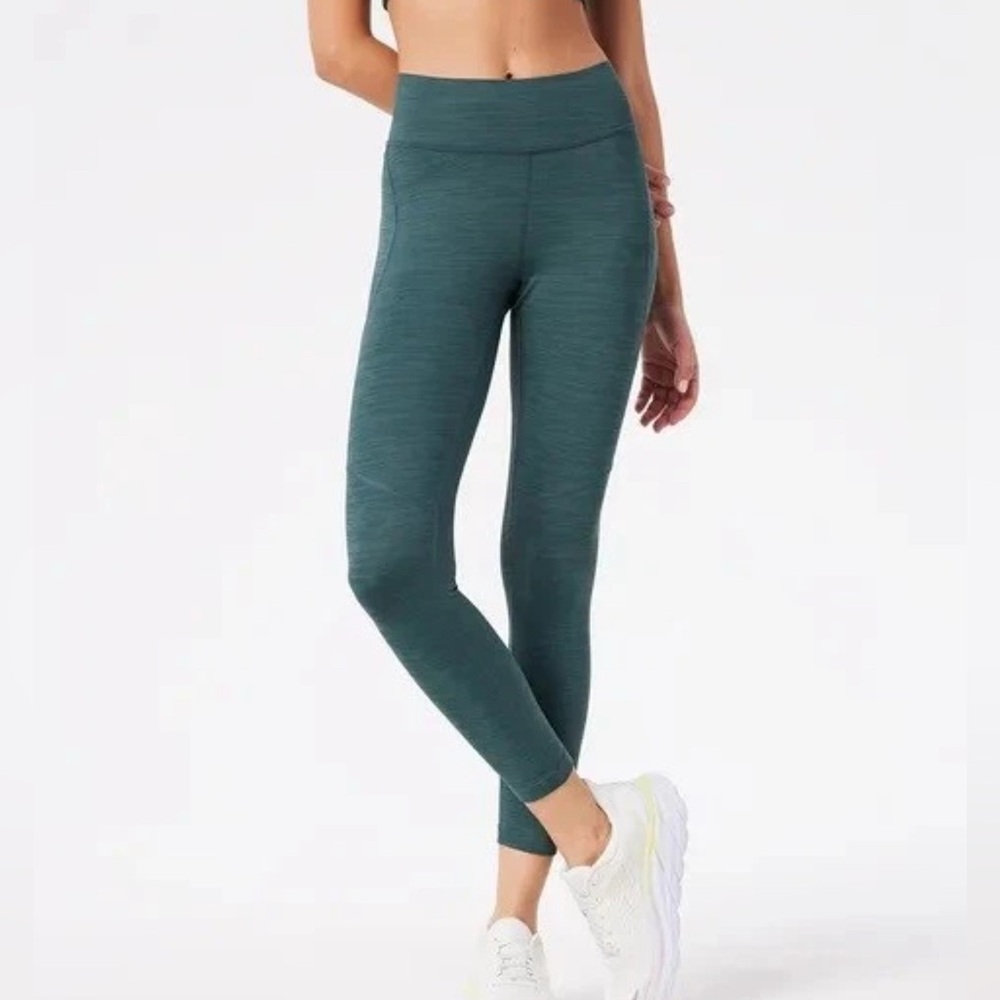 Outdoor Voices $88 TechSweat Core Leggings Evergreen Cropped Hike Run Yoga Small